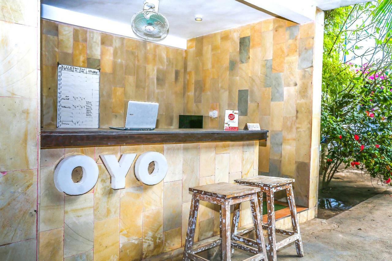 Oyo 1544 Ozzy Cottage & Bungalow Gili Trawangan Exterior photo